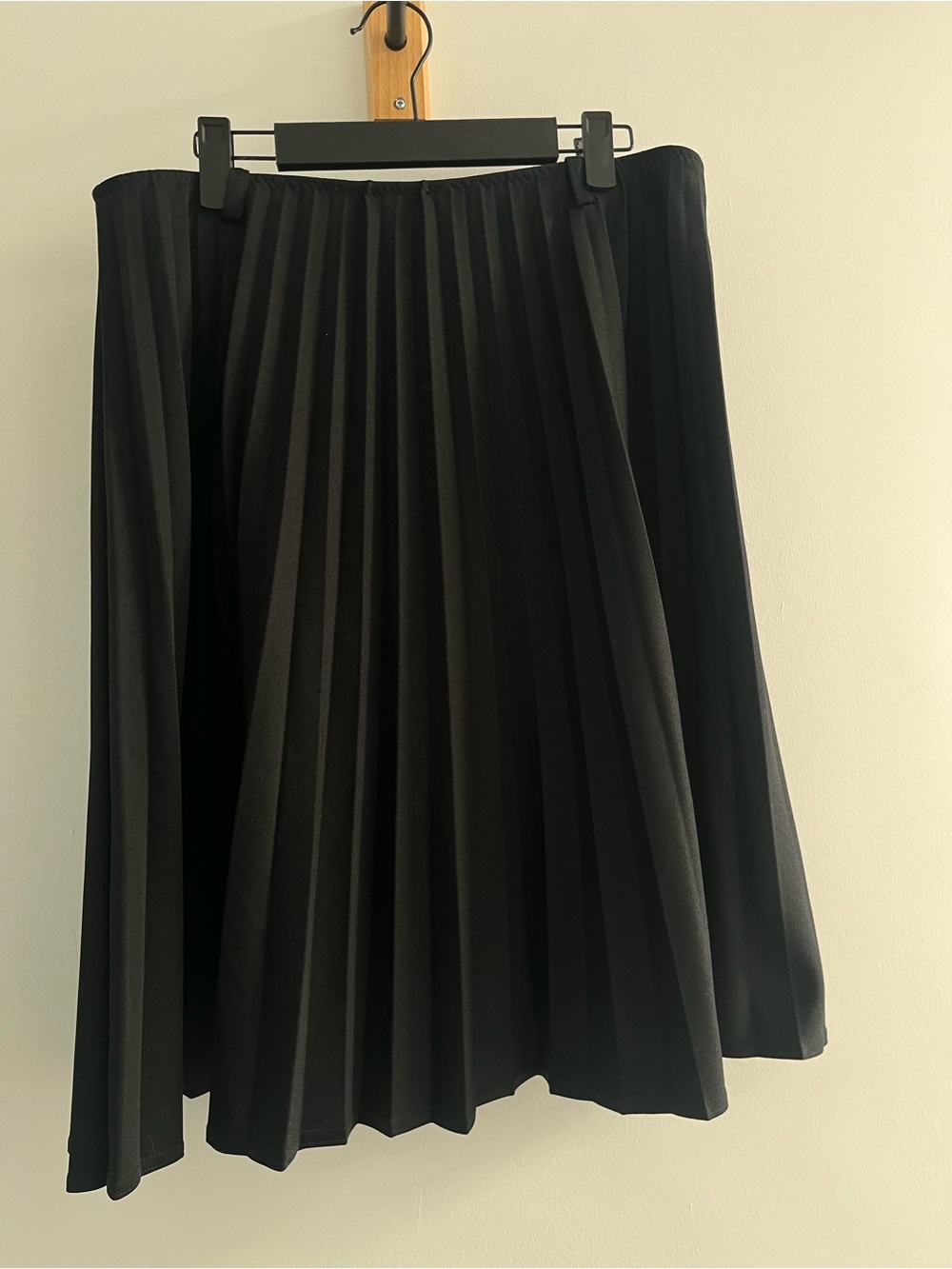 Black Pleated Midi Skirt